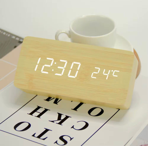 Réveil led avec affichage de la température et chargeur sans fil